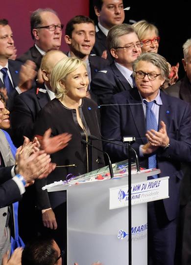 Navegue pela Categoria de Política