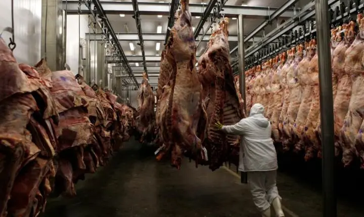 Guerra no Oriente Médio trava exportações e causa prejuízo milionário ao Brasil